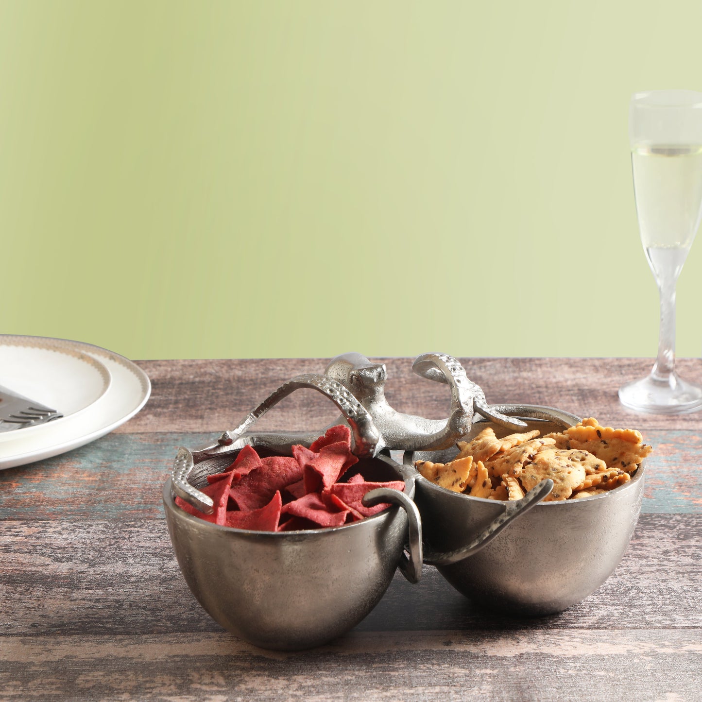 Metal Octopus Shape Nut bowl